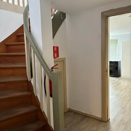 Ideal Fuer Firmen Und Berufsreisende - Grosshandsdorf Gaestehaus Lägenhet